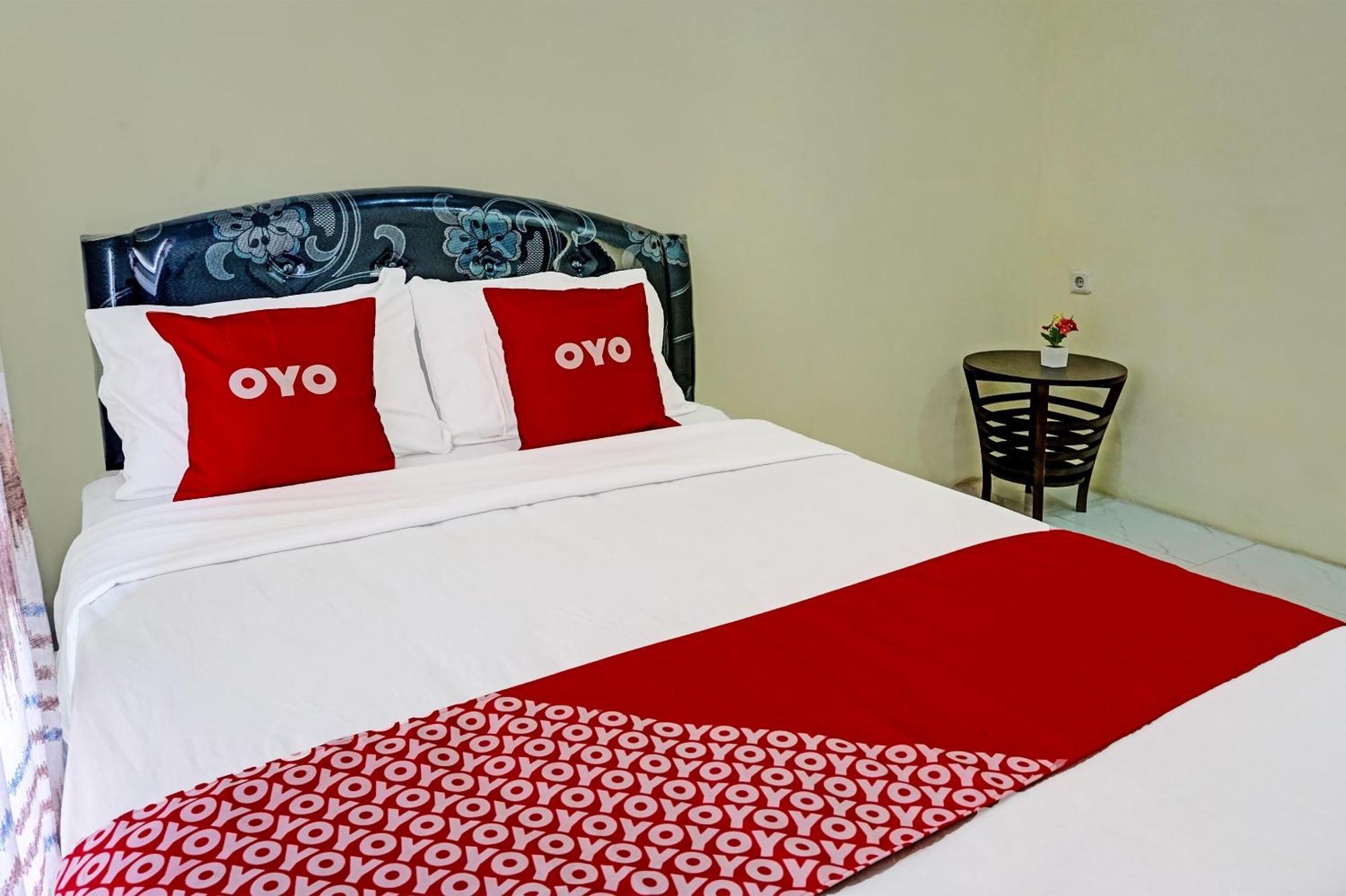 Oyo 91707 Jannah Homestay Syariah Dau エクステリア 写真